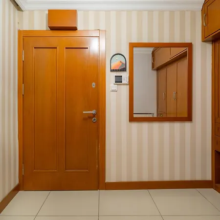 Διαμέρισμα Peaceful & Spacious Apt W/garden In Center Of City Κωνσταντινούπολη